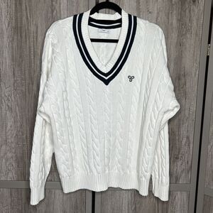 TNA Aritzia Sweater Cable Knit White Color V Neckline Nautical Preppy Size L